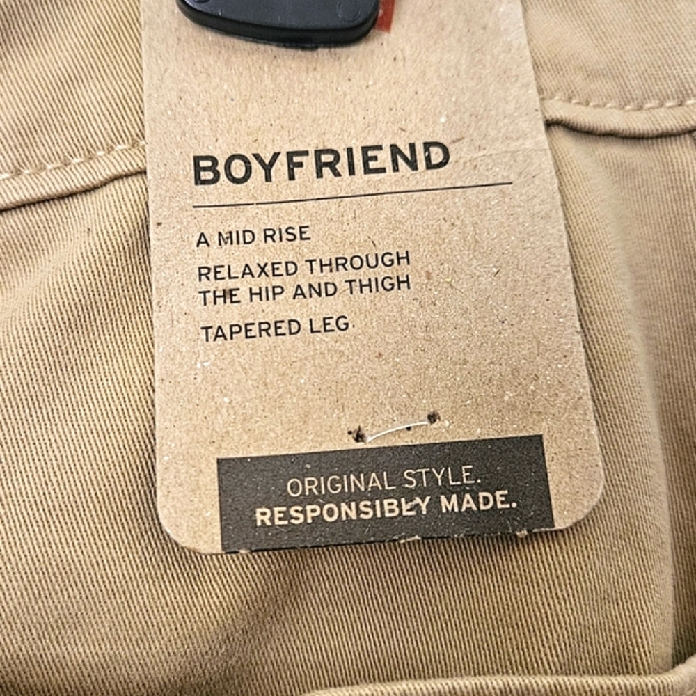 WOMEN'S LEVI'S BOYFRIEND JEANS - Picture 10 of 14